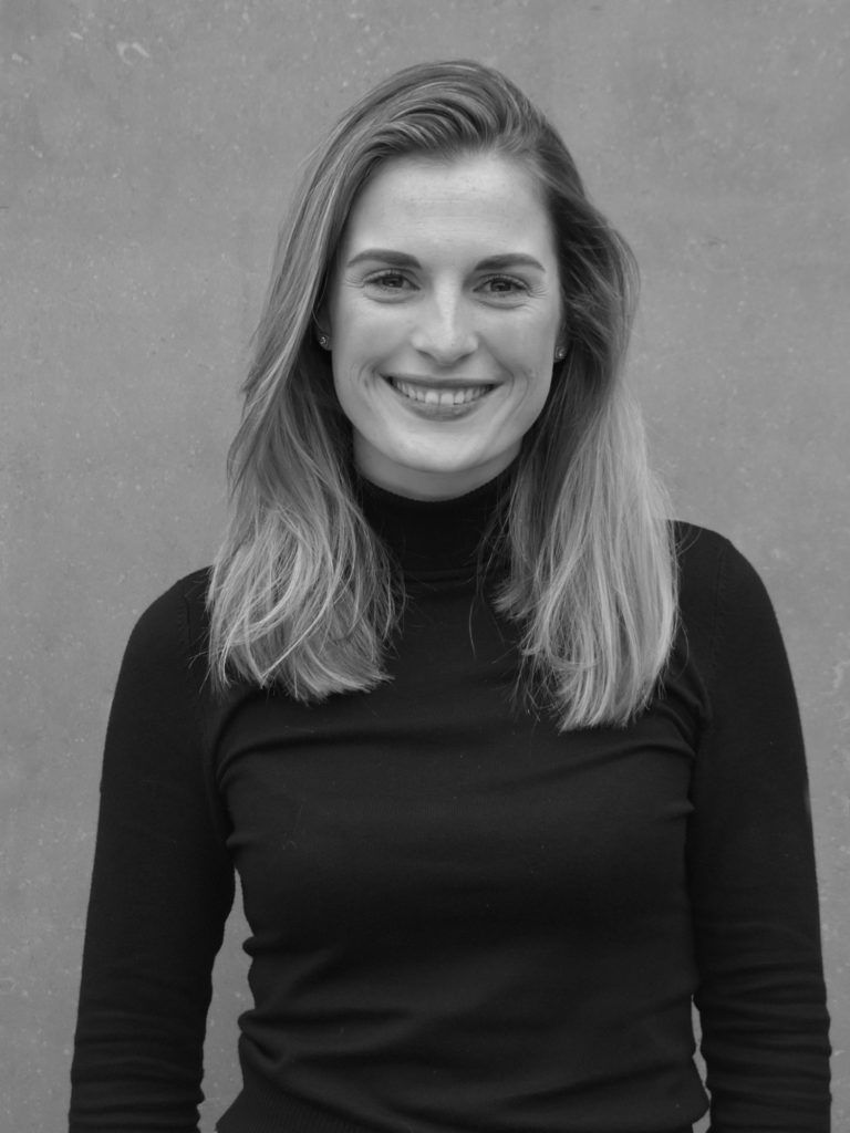 Noortje Gubbens, adviseur tegels en sanitair